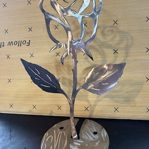 Steel Metal Rose Stand Unpainted
