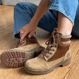 Vintage 1990s y2k Tan & Brown Suede Ankle Combat Hiking Style Boots By Tamaris UK 6 EU39 US 8