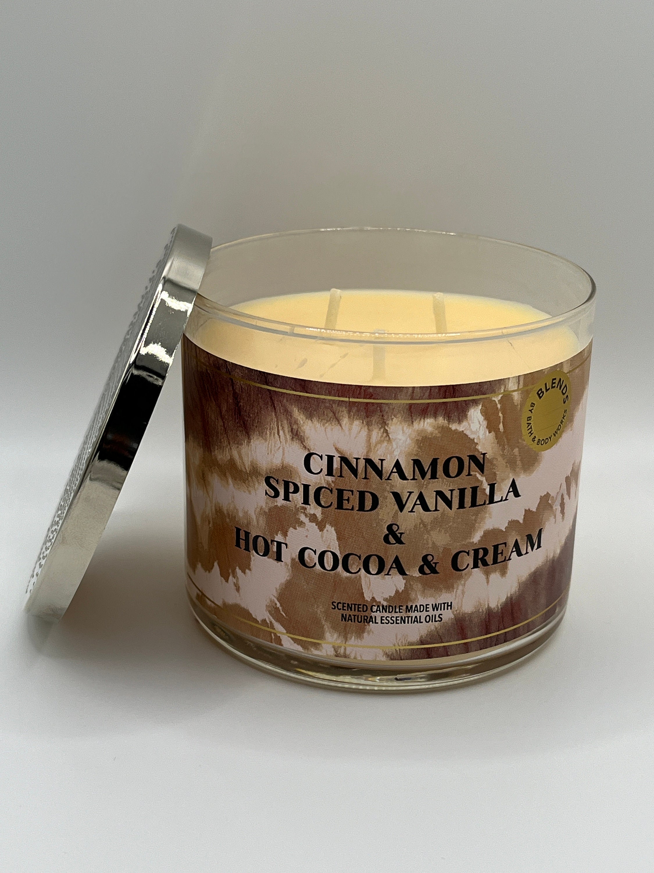 Hot Cocoa & Cream 18oz Crackling Wick Candle Double Wood Wick