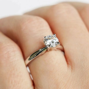 IGI Certified 0.50 Carat Round Brilliant Cut Lab Grown Diamond , 4 Prong Solitaire Engagement ring, Wedding Ring, Anniversary Ring