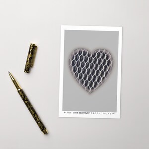 Postkarte, 10 x 15 cm, künstlerische, Karte, über Liebe, Emotionen, Gefühl, psychologisches Werkzeug, Werkzeug der emotionalen Intelligenz, Karte, Eingezäuntes Herz