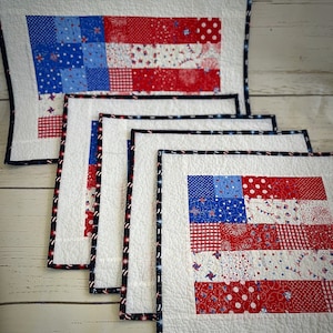 Quilted Patriotic placemat and centerpiece set