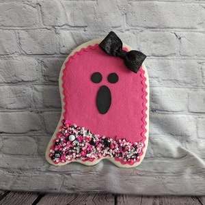 Cute Pink Halloween Ghost Sugar Cookie Wreath Attachment! Halloween decor, door hanger, swag, ghost Halloween, hot pink Halloween gift.