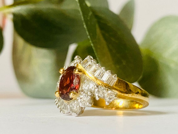 Vintage Garnet Gemstone Cluster Cocktail Ring - image 9