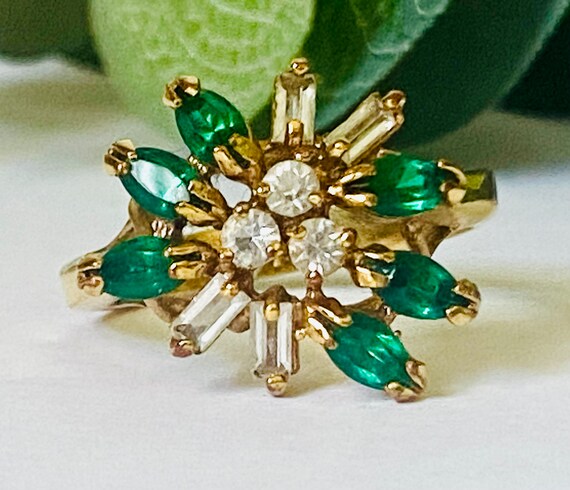 Vintage Emerald Green and Clear Rhinestone Cluste… - image 2