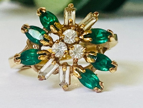 Vintage Emerald Green and Clear Rhinestone Cluste… - image 1