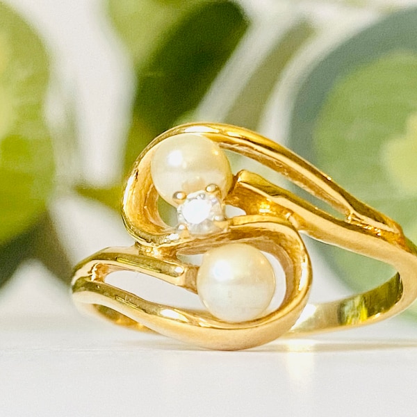 Vintage 18 KT HGE Double Pearl Ring , Vintage Marked Jewelry , Vintage Gold Plated Ring