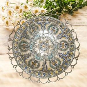 Decorative round plate in ethnic ceramic, Moroccan craftsmanship