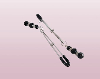 A Pair of Nipple Clamps With Rhinestones Pendant For Women's Gift
