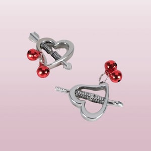 Non-Piercing Heart-Shaped Nipples Clamp With Red Bell Nipple Clamps For Women