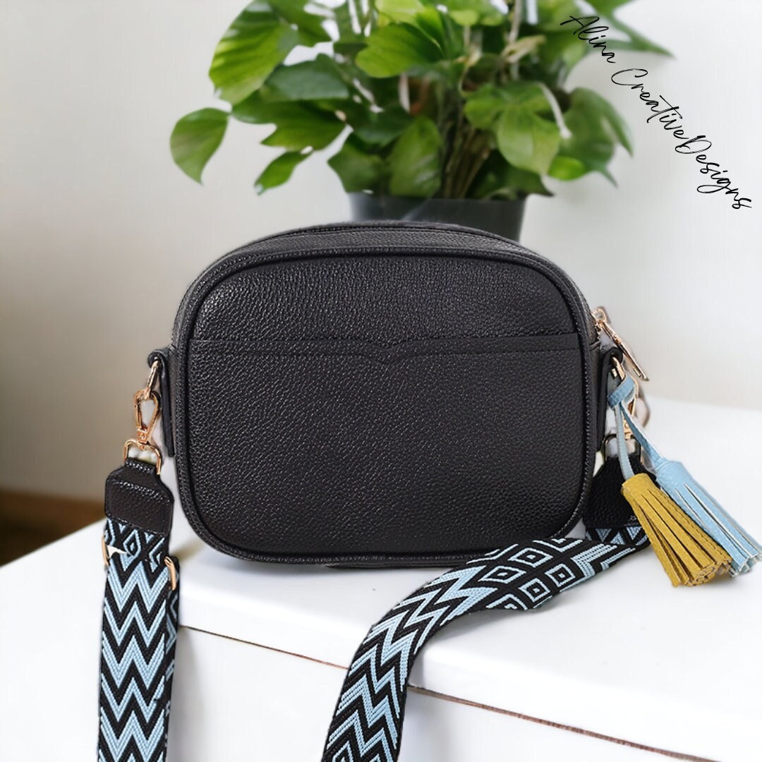 Fashionable Crossbody Bag With Wide Stitching Shoulder Strap, Suitable For  Casual And Commuting, With A Coin Purse Women bag sets with Purse set