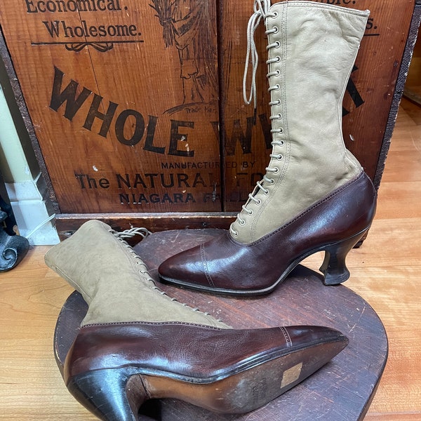 Bottes victoriennes pour femme (décor)