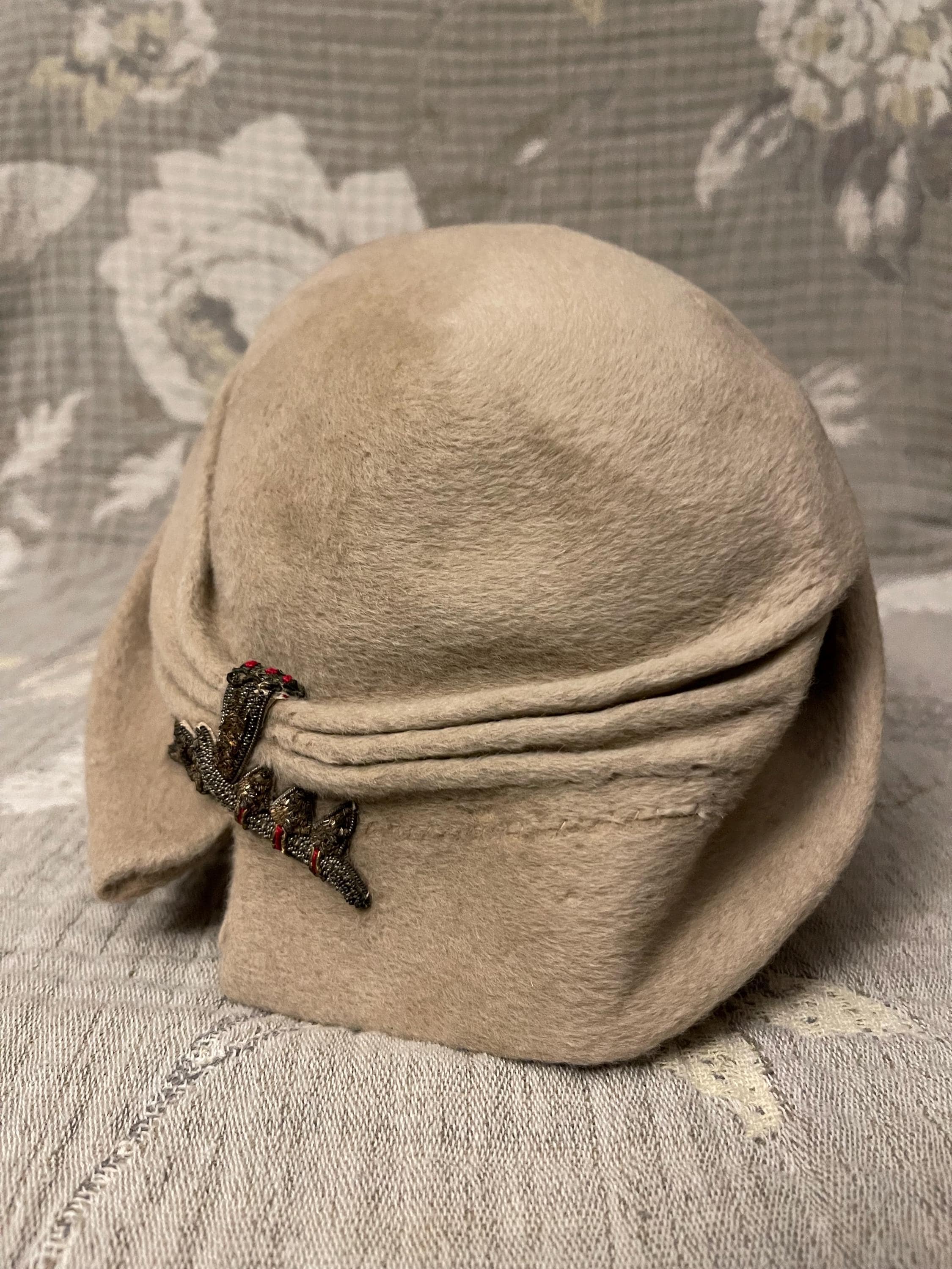 Authentic 1920s Antique Vintage Tan Mohair Knit Cloche Hat Very Small Mohair Cloche Hat - Etsy main image 3