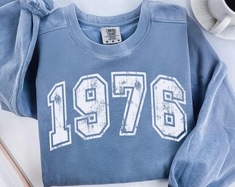 Retro Custom Year Sweatshirt, Limited Edition 1976 Sweatshirt, 50th Birthday Gift, 1976 Retro Birthday  Shirt, Custom Date Sweater