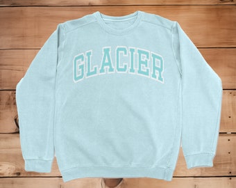 Glacier National Park Sweatshirt, Trendy Sweatshirt, Adventurer Hiker Skier Snowboarder Gift, Unisex Sweatshirt, National Parks Gift