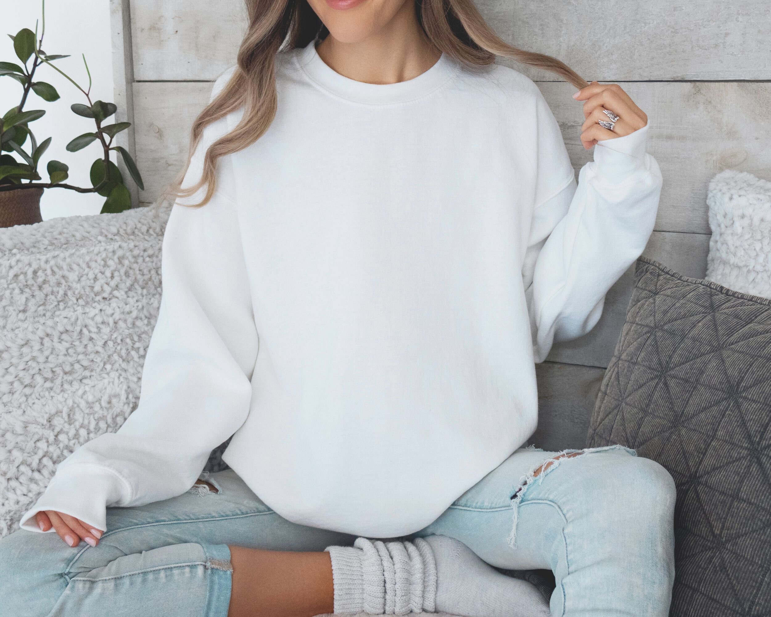 White Gildan 18000 Blank Sweatshirt Unisex 18000 Plain Sweatshirt Blank Sweatshirt Hoodie Women Pullover Plain Heavy Crewneck Sweatshirt Etsy