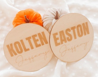 PERSONALIZED Baby Gift  Wood Disc Baby Milestone Hospital Photo Newborn Baby Plaque Engraved name Announcement Personalized Gift Baby Shower