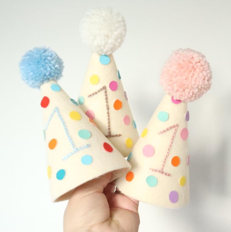 Baby Birthday Hat First Birthday Crown Party Accessory Handmade Felt Design Polka Dot Pattern Embroidered Number One Celebration Milestone Fluffy Pom Decoration Smash Cake Photography Prop Trendy Toddler Headwear Colorful Party Supplies