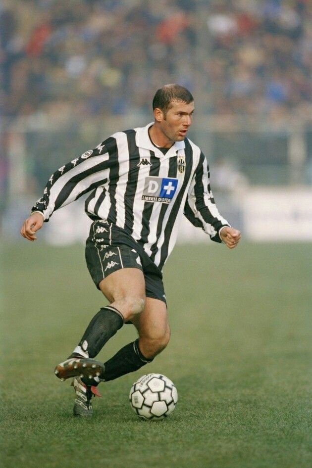 finekeys Retro Juventus Home Soccer Football Jersey 1997/1998 Men Adult Zidane #21 M / Zidane #21