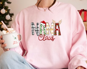 Customized Cute Christmas Nana Christmas Sweatshirt, Grammy Nana Hoodie, Christmas Nana Grammy T-shirt, Comfortable Fabric