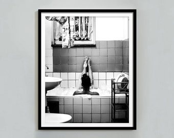 Vintage Woman in Bathtub Print: Black and White Bathroom Poster (Digital Download)