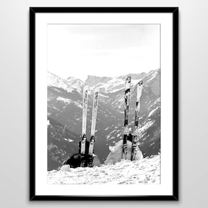 Vintage Skiing Photo Print: Black & White Apres Ski Lodge Art (Digital Download)