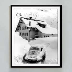 Vintage Apres Ski Poster, Black and White, Skiing Print, Retro Winter Wall Art, Vintage Ski Photo Print, Ski Lodge Decor, Digital Download