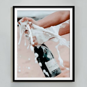 Champagner Poster Digitaler Download - Cocktail Wandkunst für Barwagen & Pub Dekor, druckbare Alkohol Print, Hypebeast Raumdekoration
