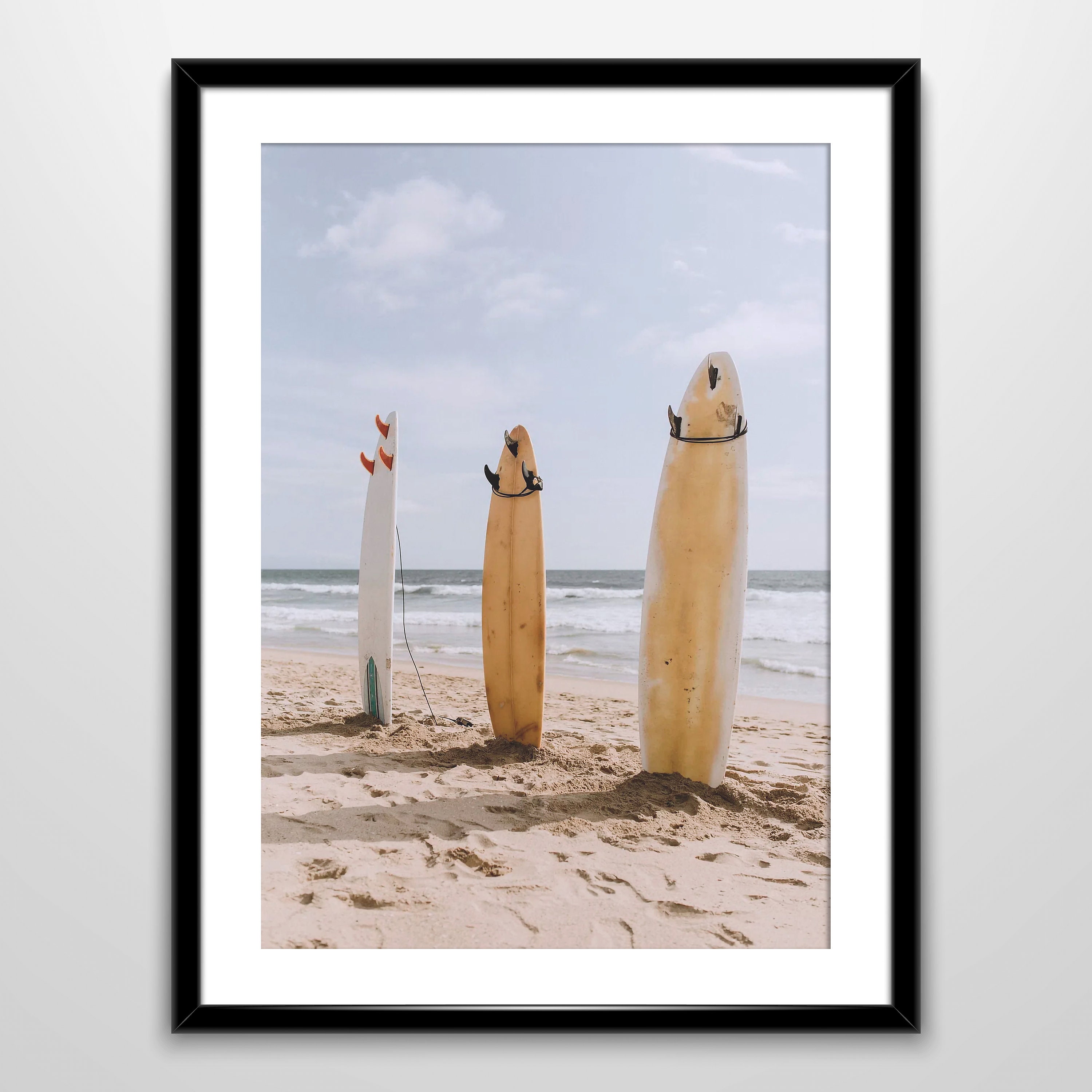 カリフォルニアのサーフボードアートプリント：海岸のビーチの写真