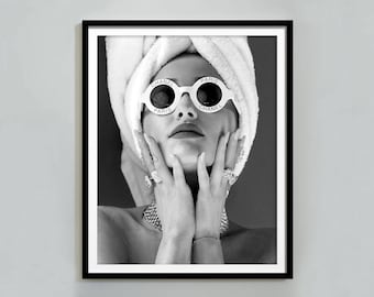 Luxury Fashion Poster, Black and White, Vintage Print, Designer Wall Art, Girls Bathroom Decor, Trendy Hypebeast Wall Art, Digital Download