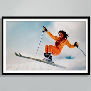 Póster de esquí vintage: Impresión retro de una esquiadora (descarga digital)