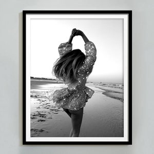 Woman in the Beach Print, Black and White, Fashion Photography, Bathroom Wall Art, Hypebeast Room Decor, Bedroom Poster, Digital Download
