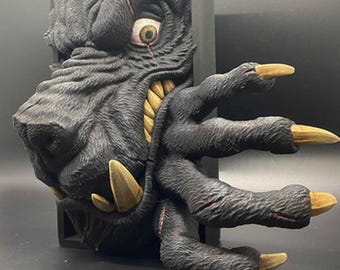 Werewolf Book Nook, 3D Printed - from Booknook of Madness