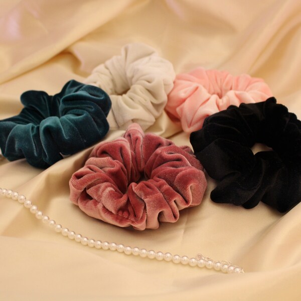 Scrunchie en velours surdimensionné | Scrunchie d’hiver en peluche | Cadeau de demoiselle d’honneur | Cadeau de vacances