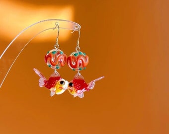 Boucles d'oreilles en verre poisson rouge | Boucles d'oreilles poissons koi | Boucles d'oreilles japonaises | Accessoire kimono | boucles d'oreilles kawaii