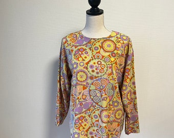 Vintage 1960s / Japanese Vintage /  psychedelic abstract pattern Vintage Blouse Silky Touch / Spring Tops