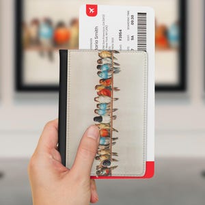 Hector Giacomelli - Una Percha de Aves: funda para pasaporte, tarjetero, cartera de viaje, porta tarjetas de embarque y accesorios. Ilustración de naturaleza.