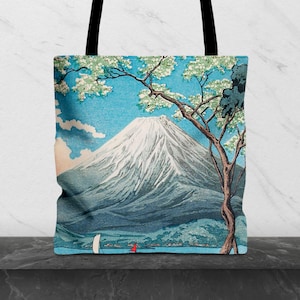 Mount Fuji Tragetasche: Hiroaki Takahashi Kunstdruck, Lake Yamanaka Design