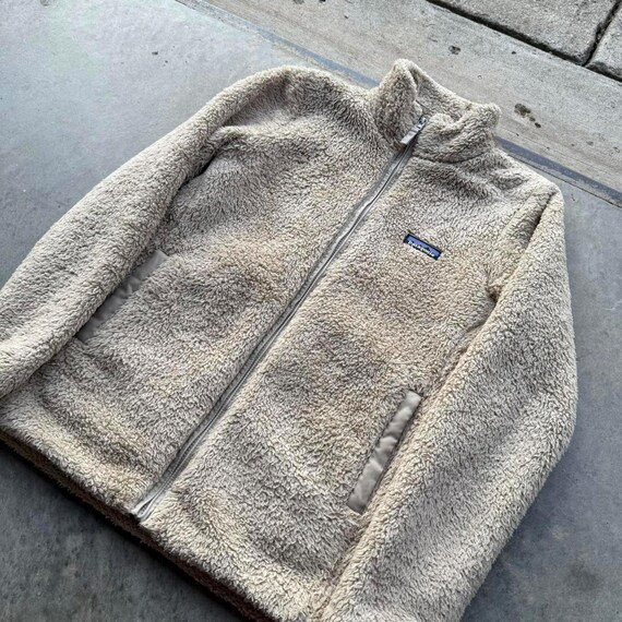 Y2K Patagonia Women's Full Zip Fleece Pile Jacket Cream Color Size