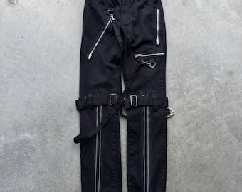 Pantalones ajustados negros con correa estilo punk rocker emo gótico de Tripp NYC, talla 29