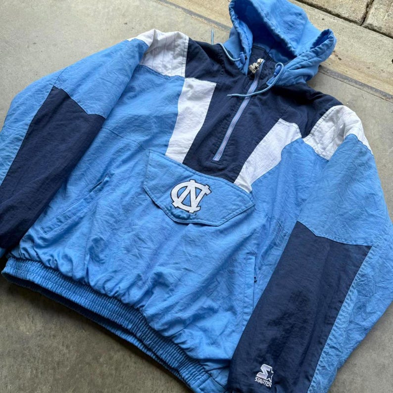 Vintage UNC Tarheels blue puffer jacket Starter size Large boxy fit Carolina image 4