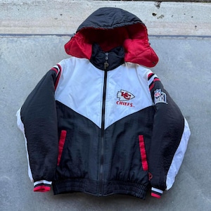 Vintage 90s ProPlayer Kansas City chiefs spell out puffer jacket men’s medium
