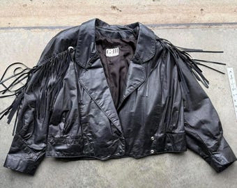 Vintage G III Damen-Bikerjacke aus schwarzem Leder mit großer, kastenförmiger Passform