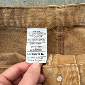 Pantalones de carpintero Carhartt vintage color tostado con parche de cuero, talla 42 x 30 imagen 7