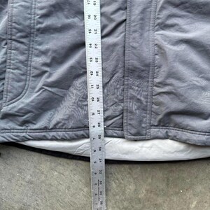 VTG Y2K Nike Herrenjacke Puffjacke Fleece gefüttert grau und rot Gr. XL Bild 8