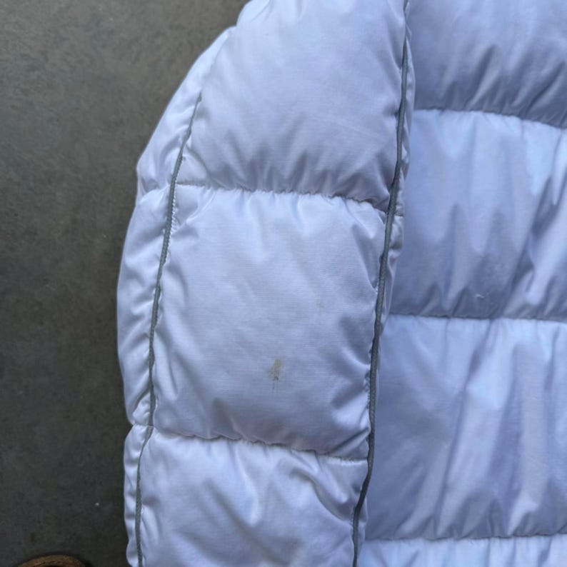 Chaqueta acolchada Nike blanca de plumón VTG Y2K con logo de invierno, talla XL imagen 8