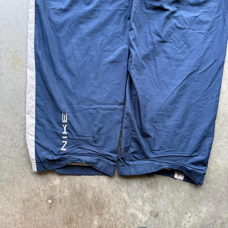 VTG Y2K Nike navy blue baggy track pants lined size XL Striped image 7
