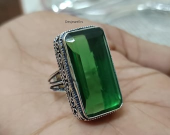 Green Peridot Sterling Silver Ring: Trilliant Gemstone, Boho Style