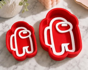 Bandeja para objetos pequeños con diseño de astronauta, decoración espacial, joyero, soporte para anillos, organizador de escritorio, bandeja para llaves, regalo de ciencia ficción, colores personalizados, dos tamaños (pequeño/grande).