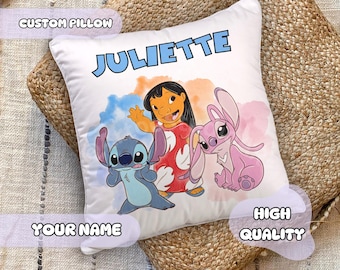 Poduszka Lilo & Stitch z personalizowanym imieniem, prezent dla dzieci, Stitch i Anioł, akwarela, dekoracja pokoju zabaw, dekoracja pokoju dziecięcego, prezent urodzinowy